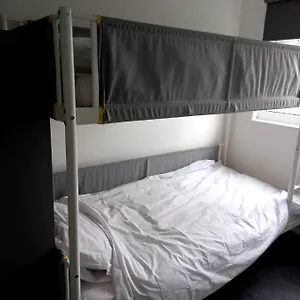https://byron-view-house.cambridgehotelsuk.com